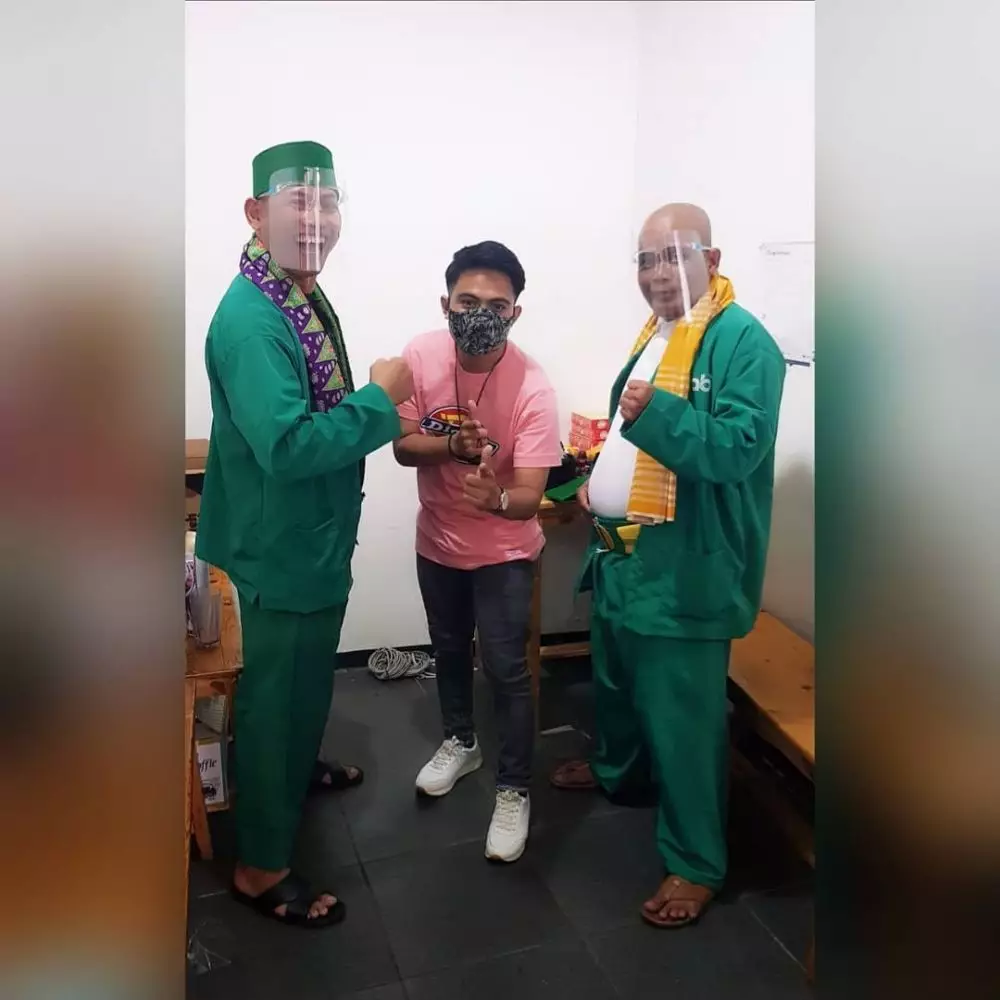 kenangan Dolly dengan Sapri Pantun © 2021 brilio.net