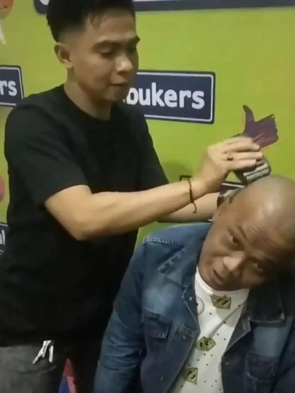 kenangan Dolly dengan Sapri Pantun © 2021 brilio.net