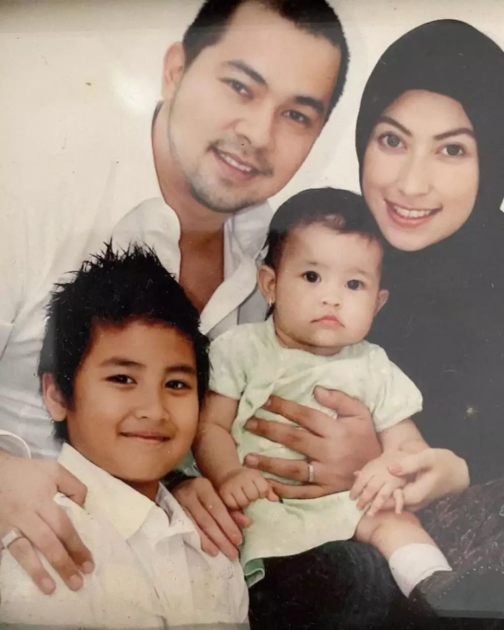 sultan dan annisa anniv ke-14 © Instagram