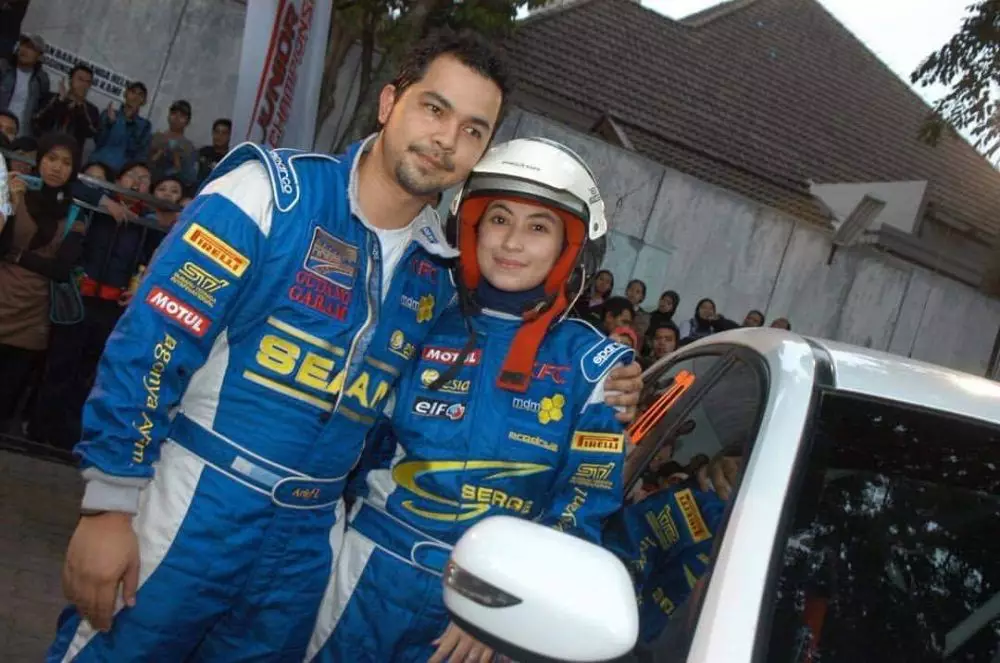 sultan dan annisa anniv ke-14 © Facebook