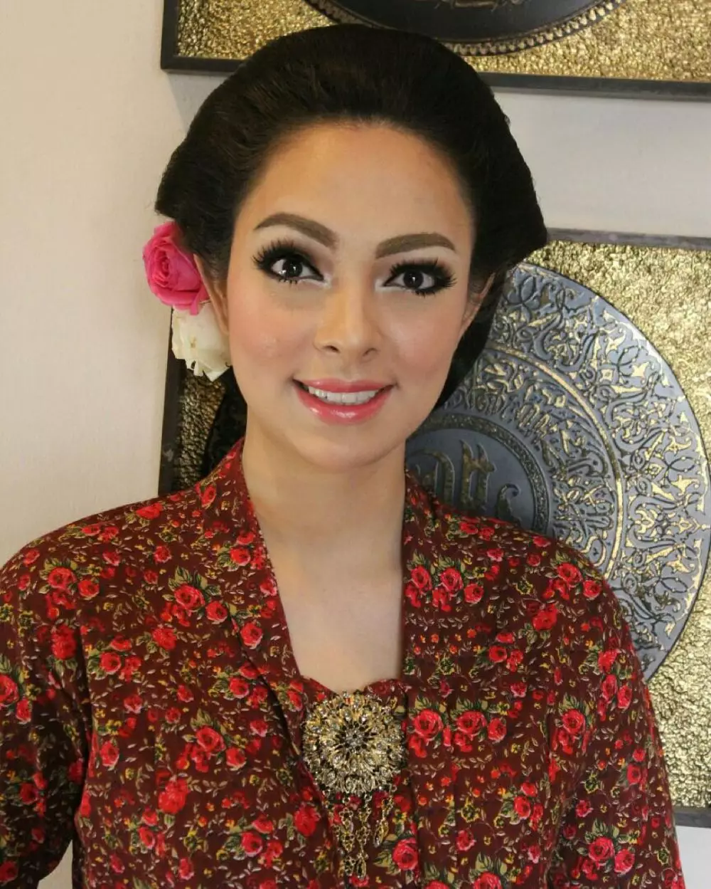 Reisa Broto Asmoro kebaya © Instagram