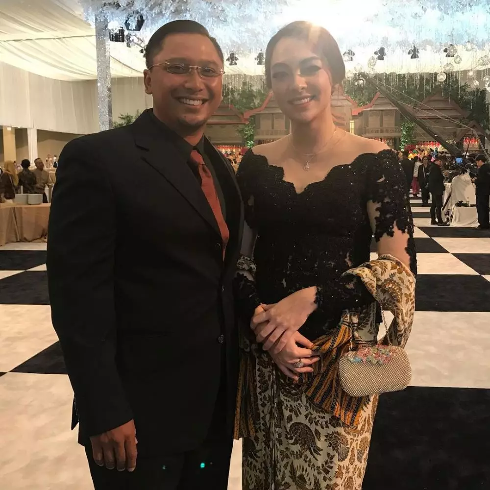 Reisa Broto Asmoro kebaya © Instagram