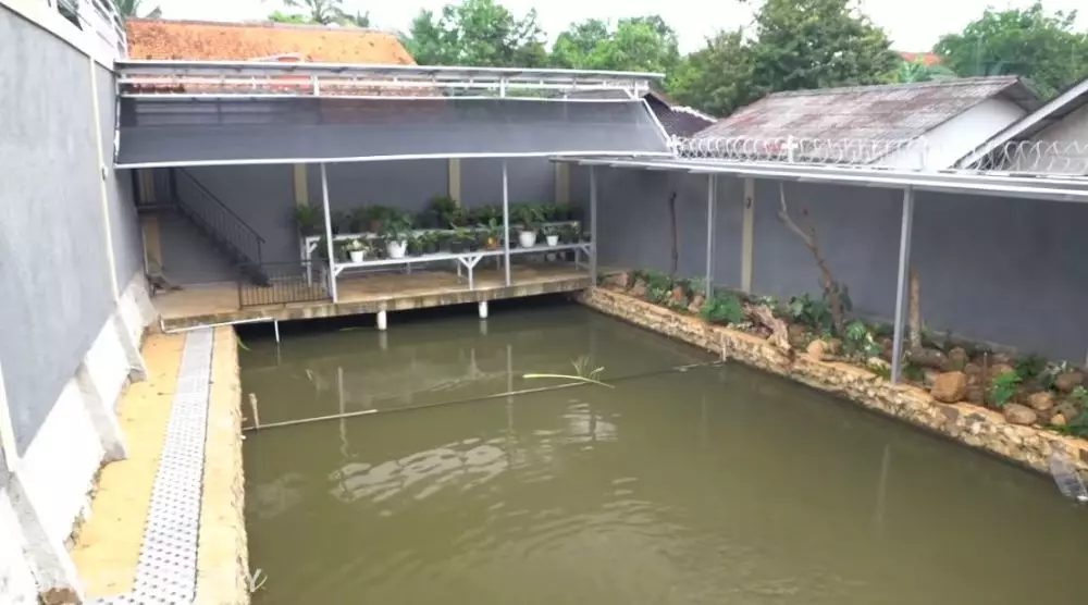 rumah adik Shanty Denny © YouTube rumah adik Shanty Denny © YouTube
