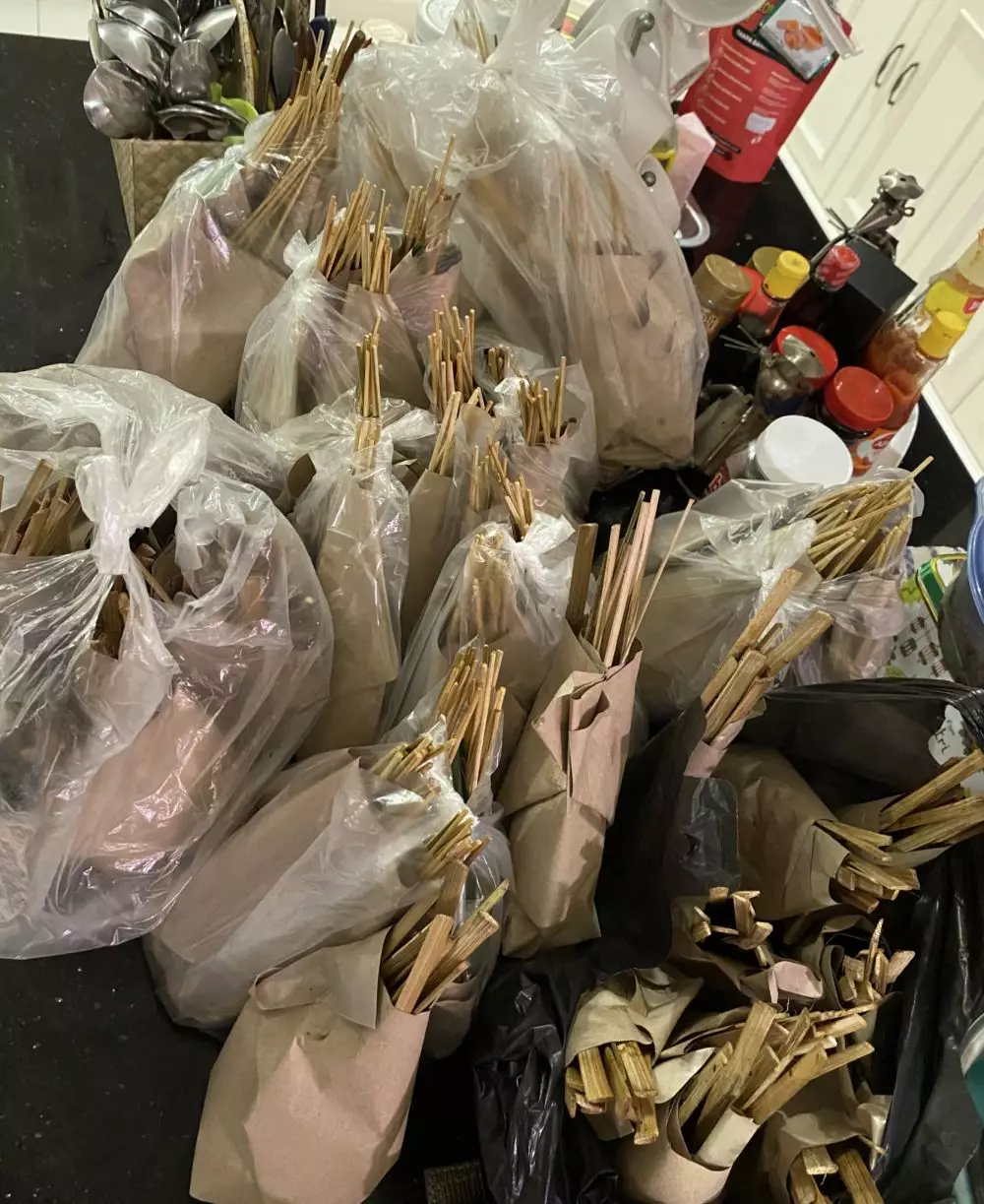 pesan sate 60 tusuk © 2021 Twitter