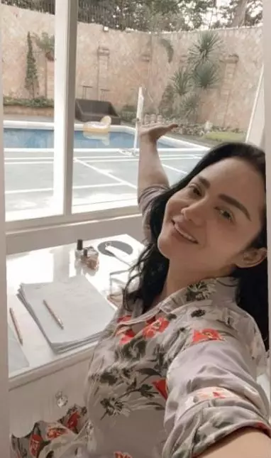 potret Krisdayanti bangun tidur © Instagram