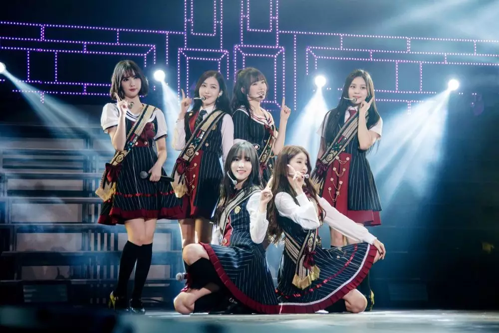 fakta perjalanan karier GFriend dari berbagai sumber fakta perjalanan karier GFriend dari berbagai sumber