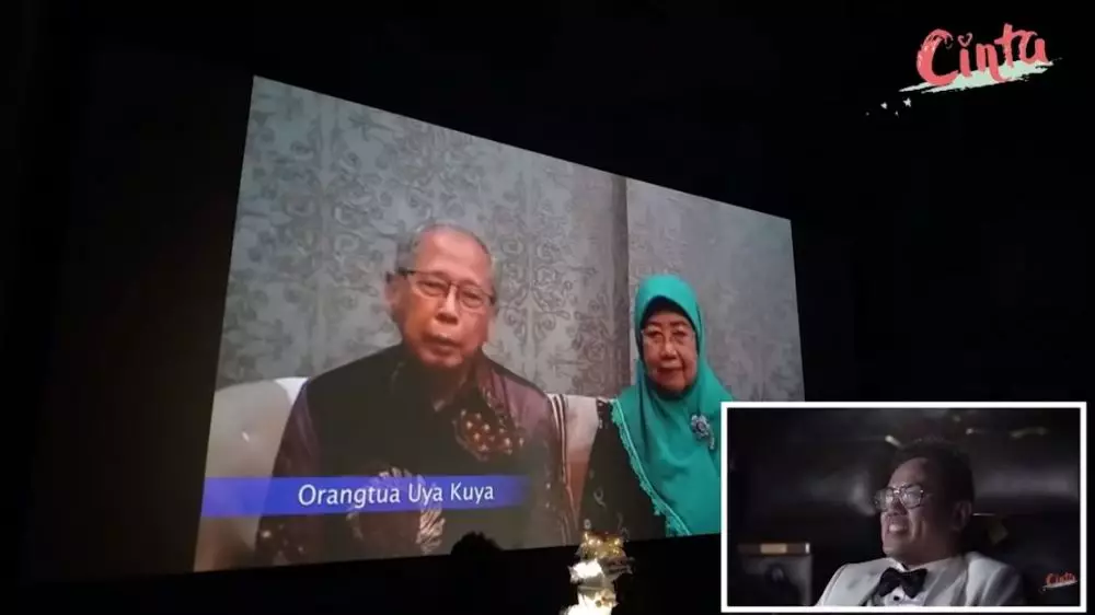 pesta ultah pernikahan Uya dan Astrid © YouTube