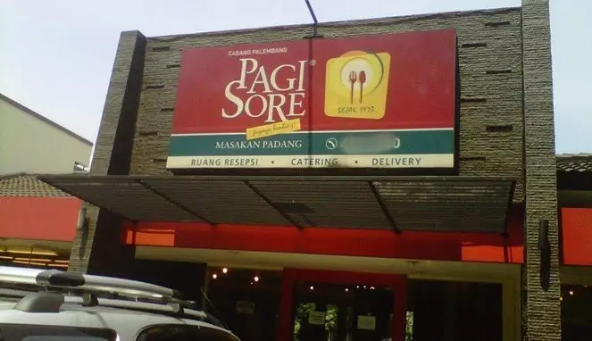 Nama lucu warung Padang © berbagai sumber