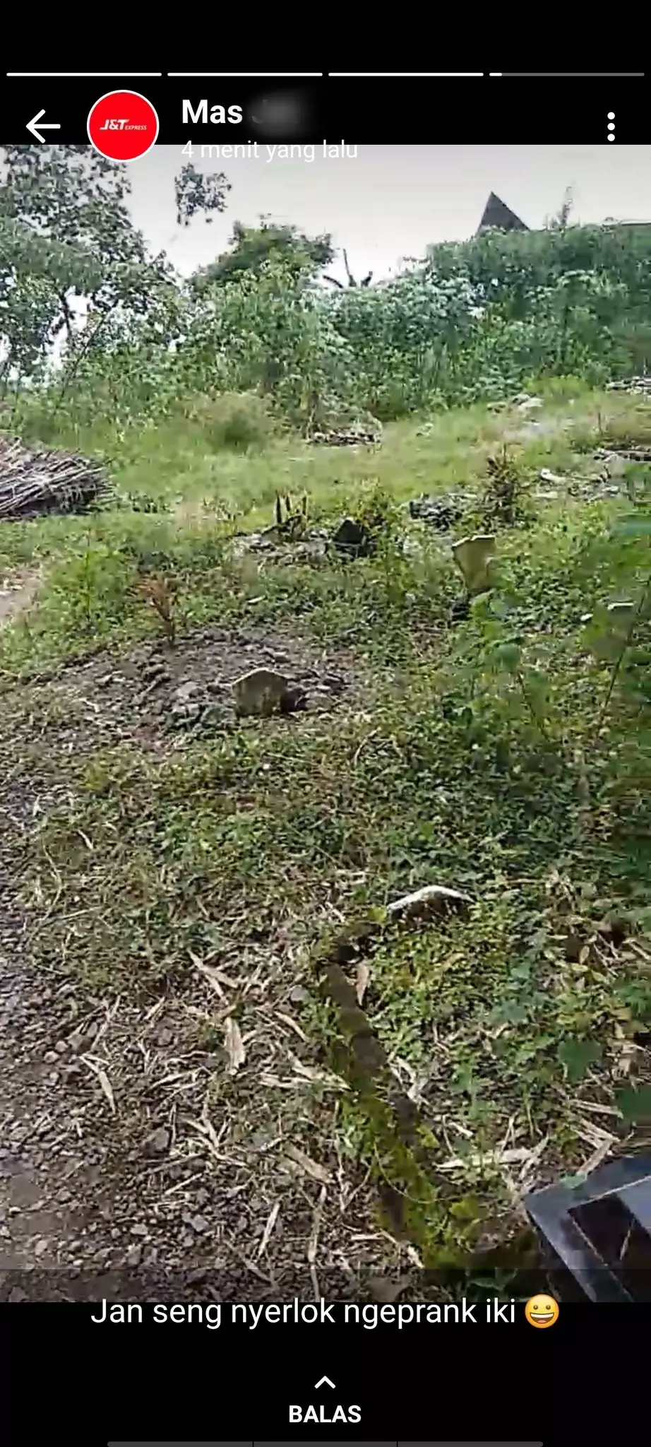 Status WA kurir pas bekerja © berbagai sumber