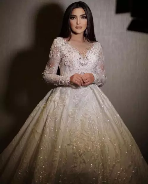 Ashanty kenakan gaun besar © 2021 brilio.net Ashanty kenakan gaun besar © 2021 brilio.net