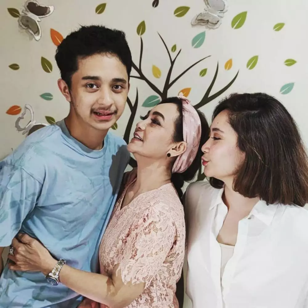 nakul sadewa beranjak dewasa Berbagai sumber