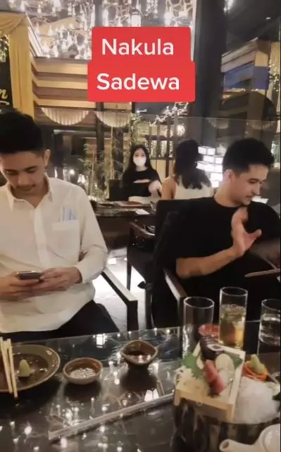 nakul sadewa beranjak dewasa Berbagai sumber