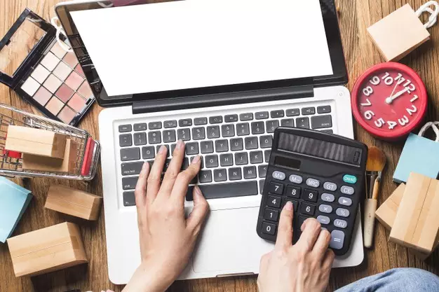 Kata-kata motivasi dalam berdagang © freepik.com