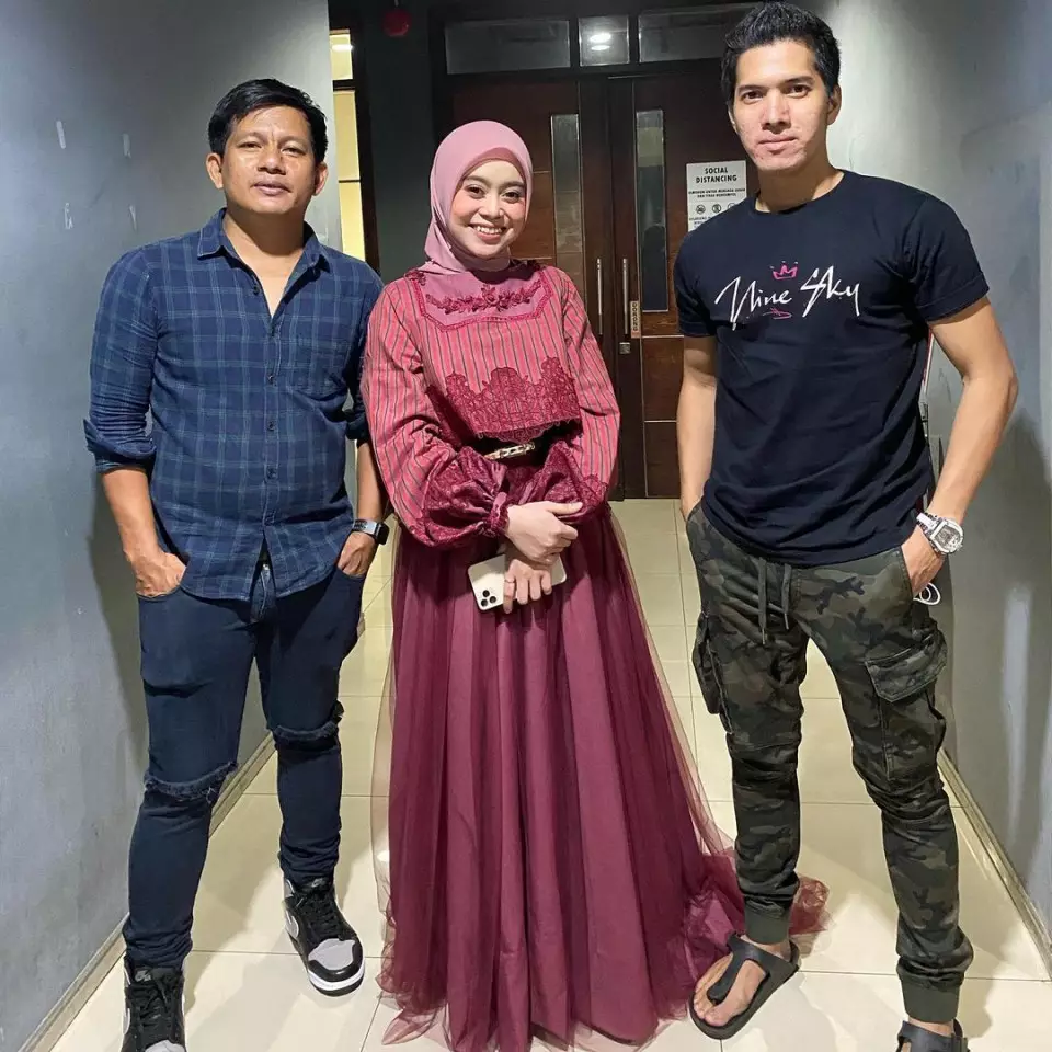 pesona Adlin Rambe kakak Rizky Billar © 2021 brilio.net Instagram