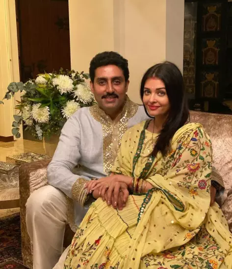 aktor Bollywood kenakan kurta © 2021 brilio.net