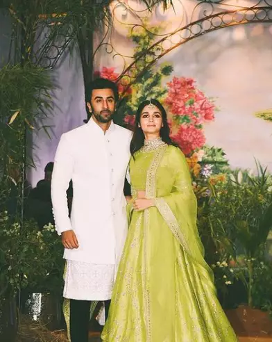 aktor Bollywood kenakan kurta © 2021 brilio.net