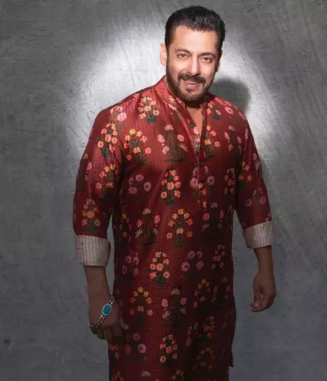 aktor Bollywood kenakan kurta © 2021 brilio.net