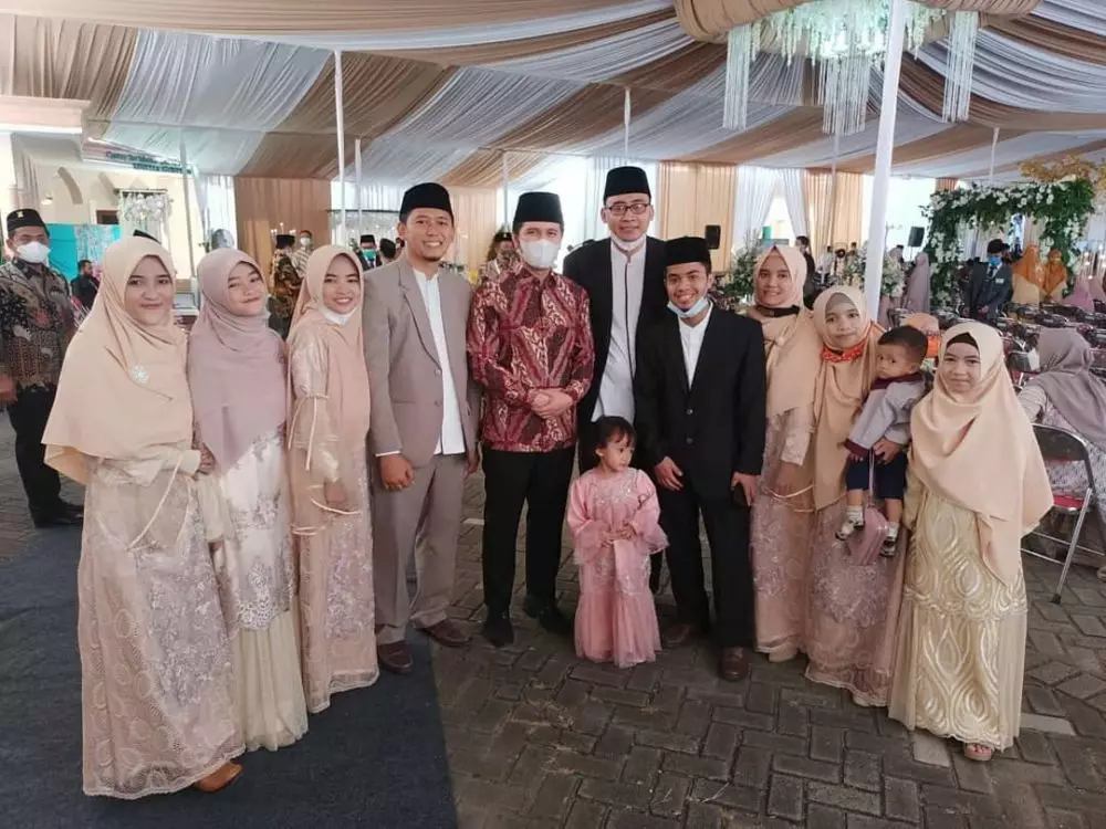 momen resepsi UAS dan Fatimah © 2021 brilio.net momen resepsi UAS dan Fatimah © 2021 brilio.net