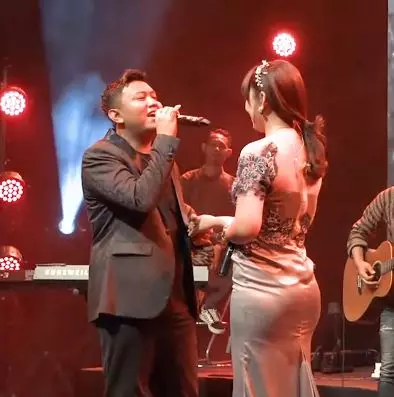 Potret romantis Denny Caknan dan Happy Asmara © berbagai sumber