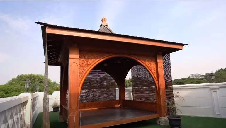penampakan gazebo seleb © berbagai sumber