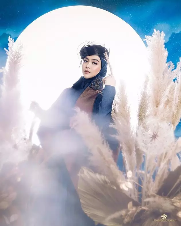 dagu ria ricis curi perhatian Berbagai sumber