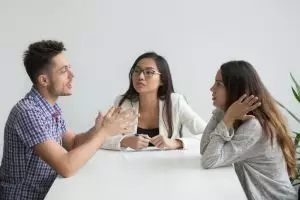 Pelesetan lucu 5 tagline populer ini bikin kamu jadi makin bijak