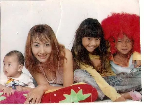 masa kecil pemain Ikatan Cinta dan saudara © 2021 brilio.net masa kecil pemain Ikatan Cinta dan saudara © 2021 brilio.net