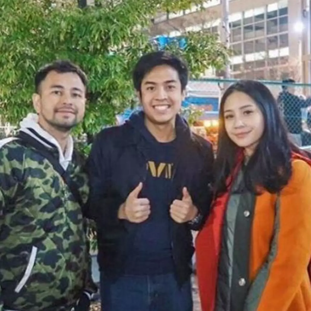 10 Potret keakraban Nagita dan Jerome Polin, bak saudara kandung