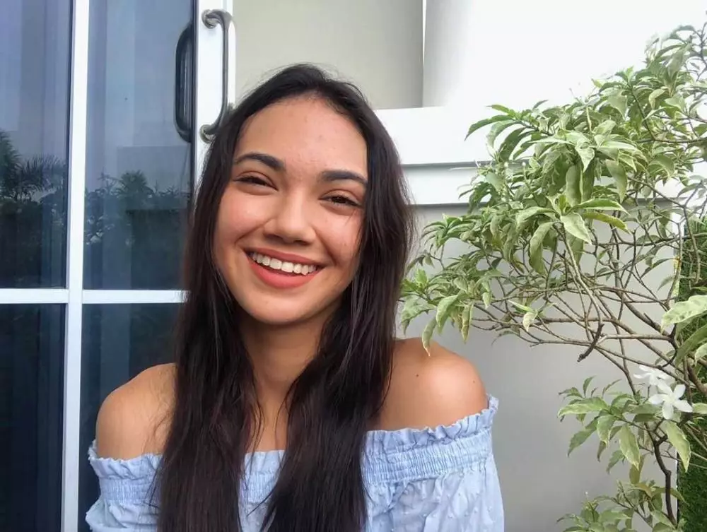 seleb ini langganan peran utama di sinetron dari berbagai sumber