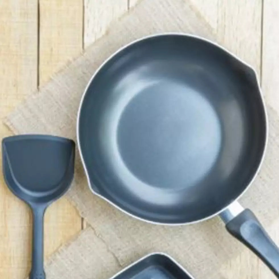 5 Cara merawat teflon agar tetap awet dan tidak tergores