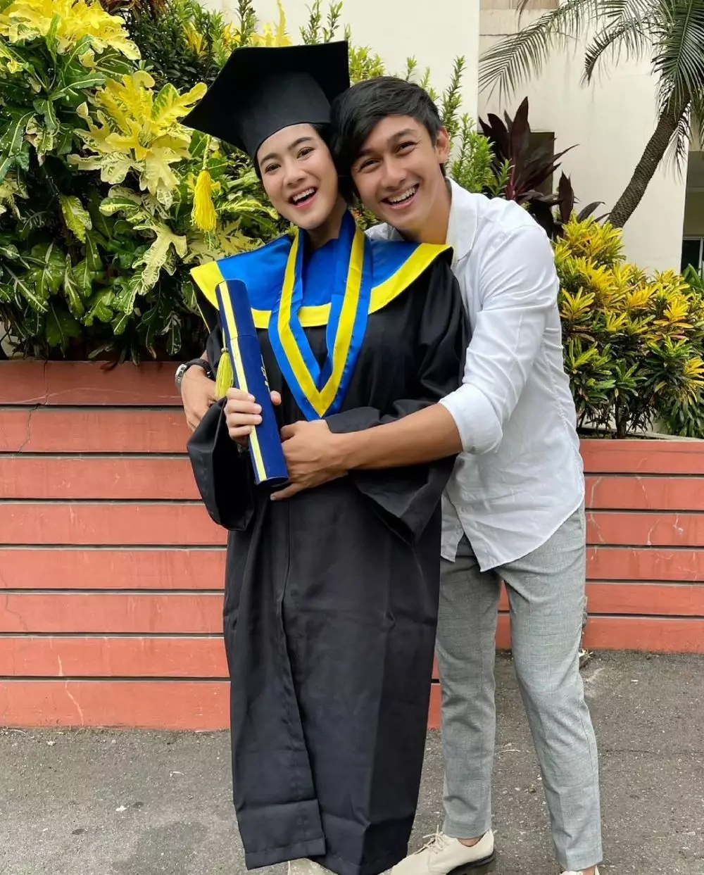 wisuda Felicya Angelista © berbagai sumber wisuda Felicya Angelista © berbagai sumber