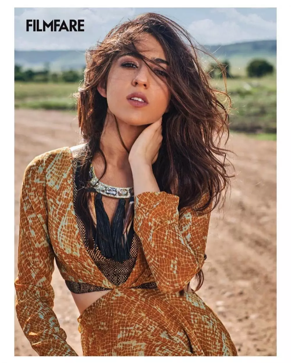 Beda gaya Kareena Kapoor dan Sara Ali Khan Instagram © 2021 brilio.net