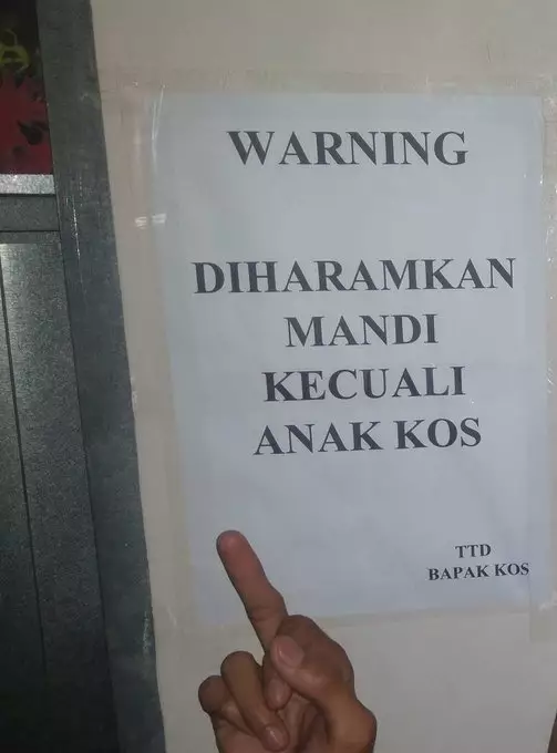 pemberitahuan di kamar mandi kos © 2021 berbagai sumber pemberitahuan di kamar mandi kos © 2021 berbagai sumber
