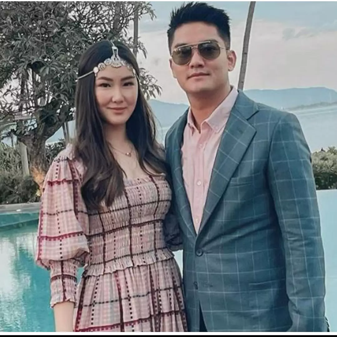 10 Momen bridal shower Karen Vendela, usung tema 'Netflix and chill'