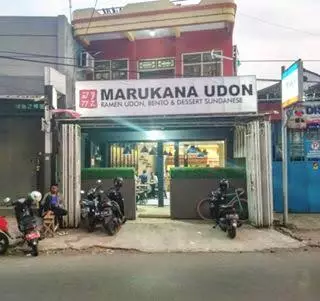 Nama warung dengan kearifan lokal © berbagai sumber