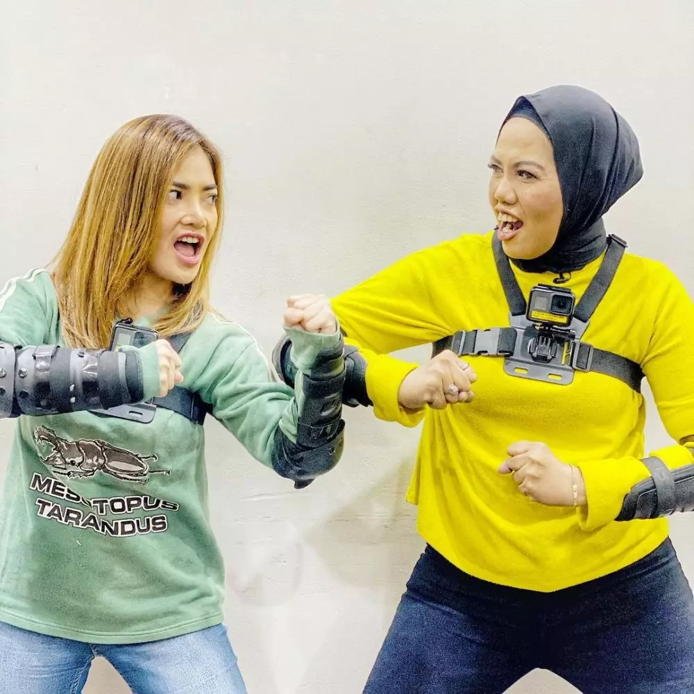 persahabatan elly dan irma © Instagram