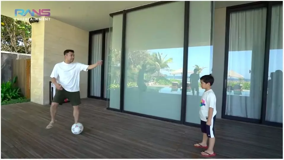 kamar Nagita Slavina liburan ke Bali © YouTube kamar Nagita Slavina liburan ke Bali © YouTube