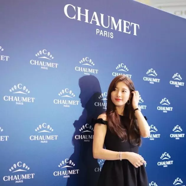 potret bayangan bae suzy © 2021 Instagram