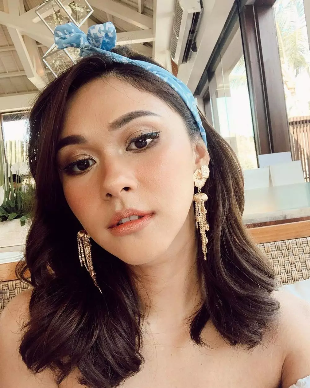 Potret Nana Mirdad bermakeup tebal © 2021 brilio.net