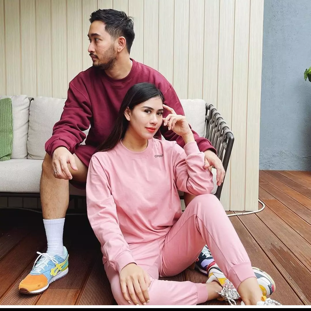 Potret rumah 8 seleb istri anak band, milik Syahnaz Sadiqah modern