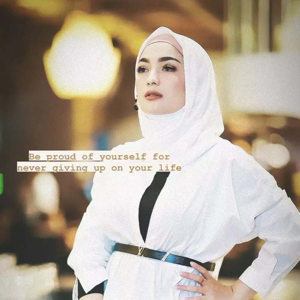 gaya hijab imel putri © 2021 Instagram gaya hijab imel putri © 2021 Instagram