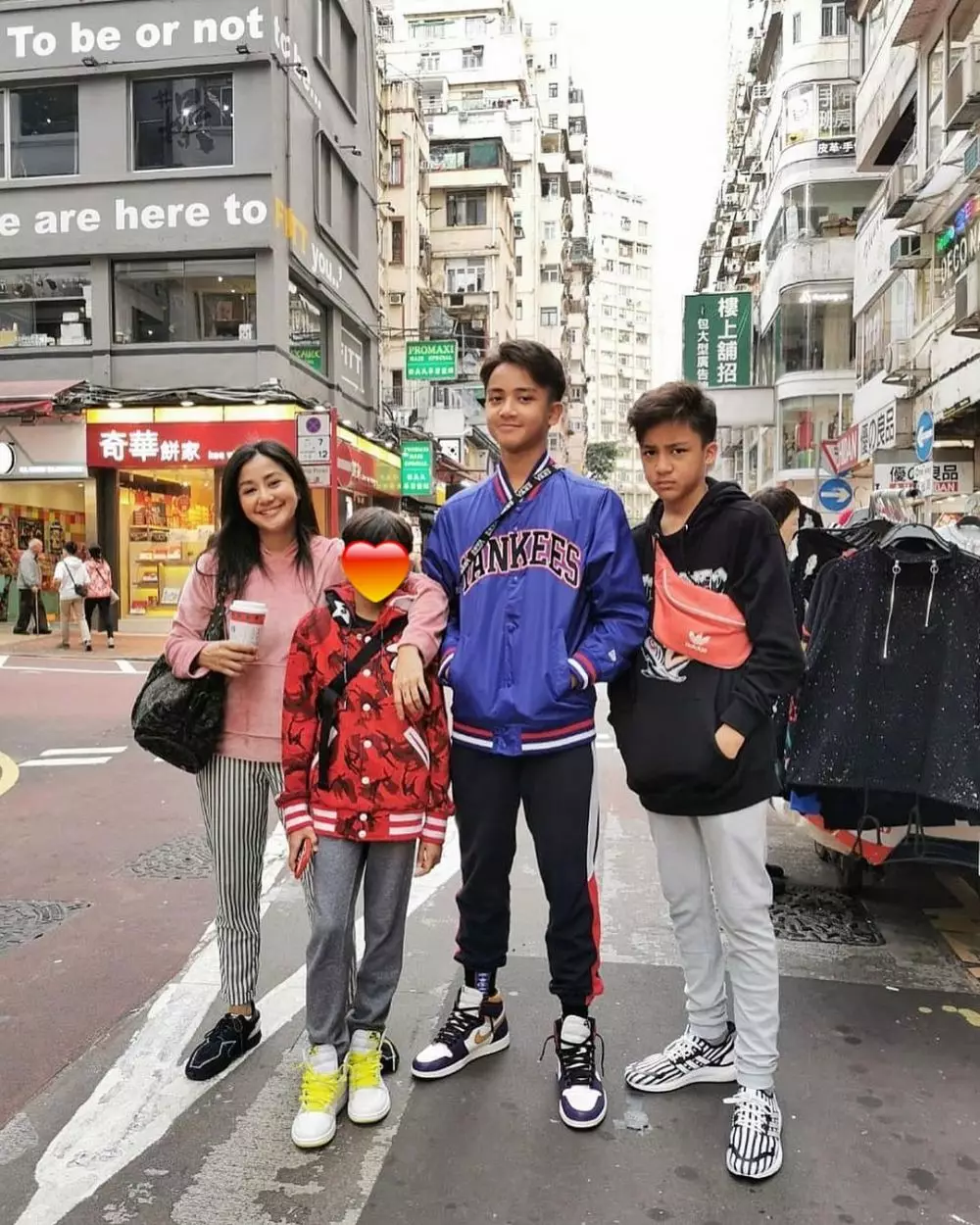 beda gaya vokalis wanita saat momong anak © instagram