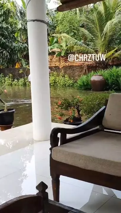 rumah Roy Marten kebanjiran lagi © Instagram