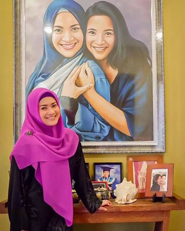 Potret rumah 5 penyanyi dangdut hits era 90-an © berbagai sumber