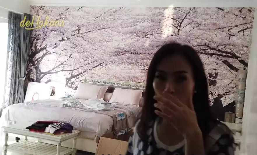 10 potret kamar Iis © YouTube 10 potret kamar Iis © YouTube