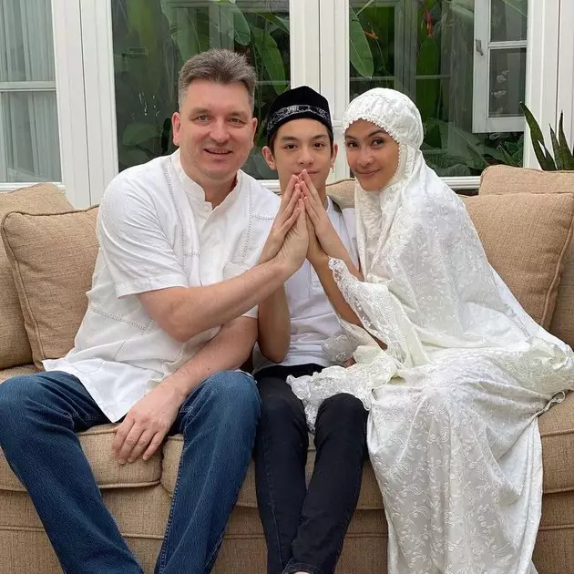 eddy anak maudy pakai peci Instagram eddy anak maudy pakai peci Instagram