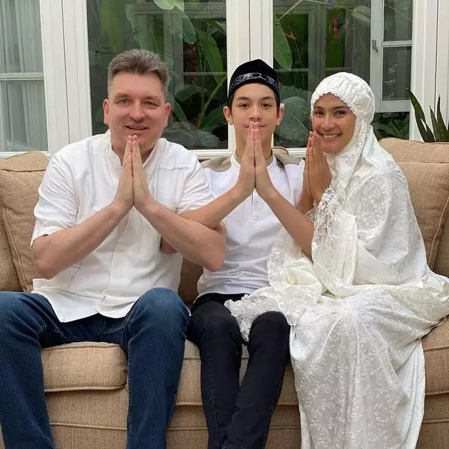 eddy anak maudy pakai peci Instagram eddy anak maudy pakai peci Instagram