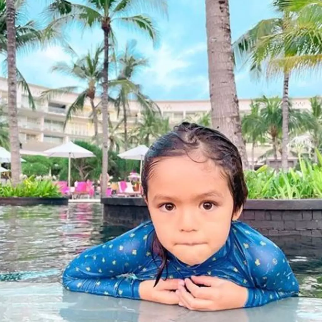 7 Potret kebersamaan Vincent Verhaag dan El Barack putra Jedar, kompak