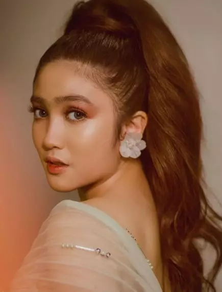 Potret terbaru 10 pemain sinetron Putri Abu-Abu dari berbagai sumber