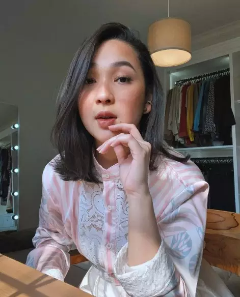 Potret terbaru 10 pemain sinetron Putri Abu-Abu dari berbagai sumber